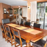 dock-bay-lodge-dining-area