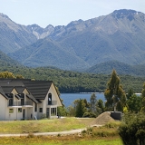 dock-bay-lodge-lake-view