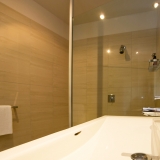 dunluce-bathroom