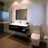 Bed 2 bathroom