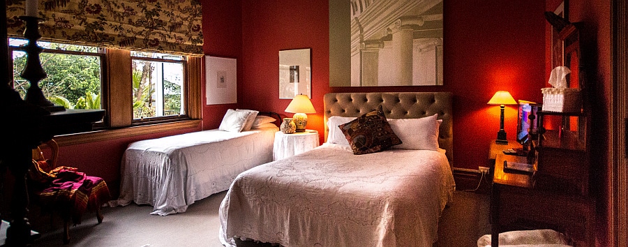Red-Suite-wide